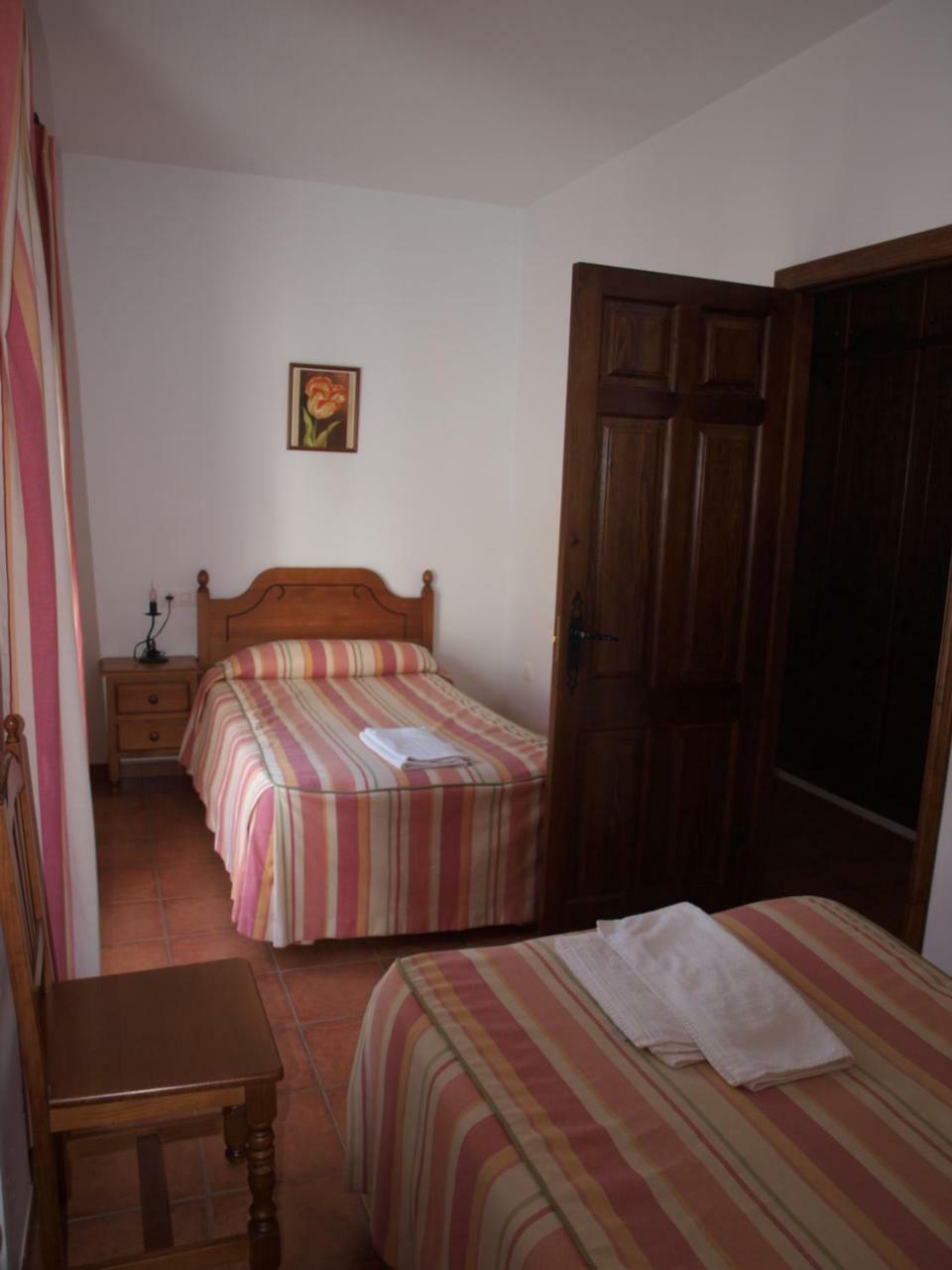 Apartamentos El Mirador Bérchules Esterno foto